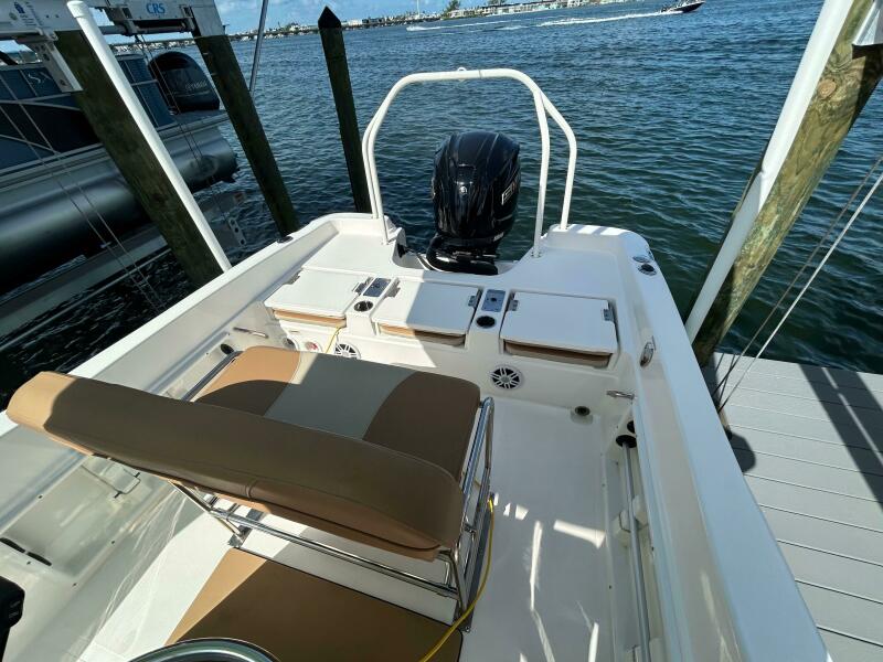 23' 2023 NauticStar 231 Hybrid