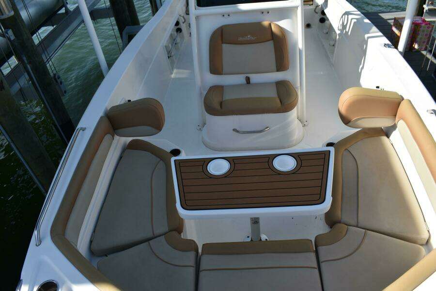 23ft NauticStar Yacht For Sale