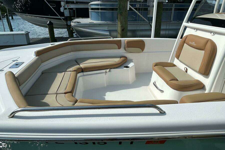 23ft NauticStar Yacht For Sale