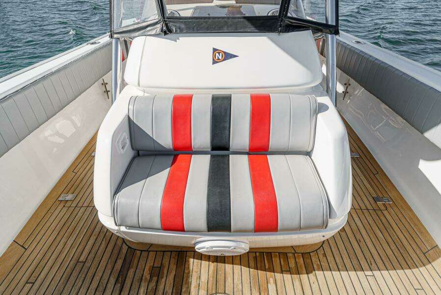 MAS PESOS 37ft Intrepid Yacht For Sale