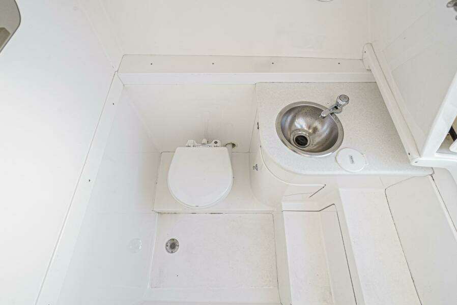 MAS PESOS 37ft Intrepid Yacht For Sale