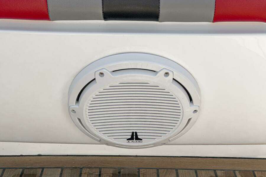 MAS PESOS 37ft Intrepid Yacht For Sale