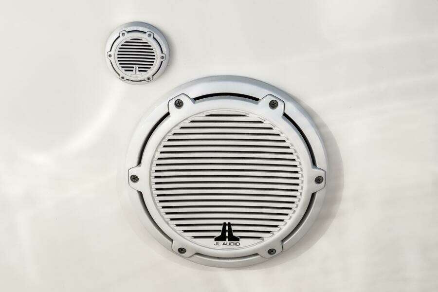 MAS PESOS 37ft Intrepid Yacht For Sale