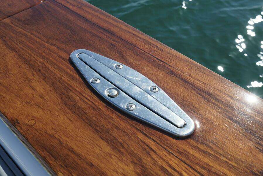 MAS PESOS 37ft Intrepid Yacht For Sale