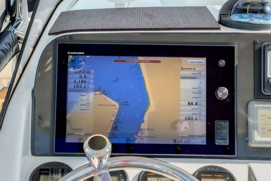 MAS PESOS 37ft Intrepid Yacht For Sale