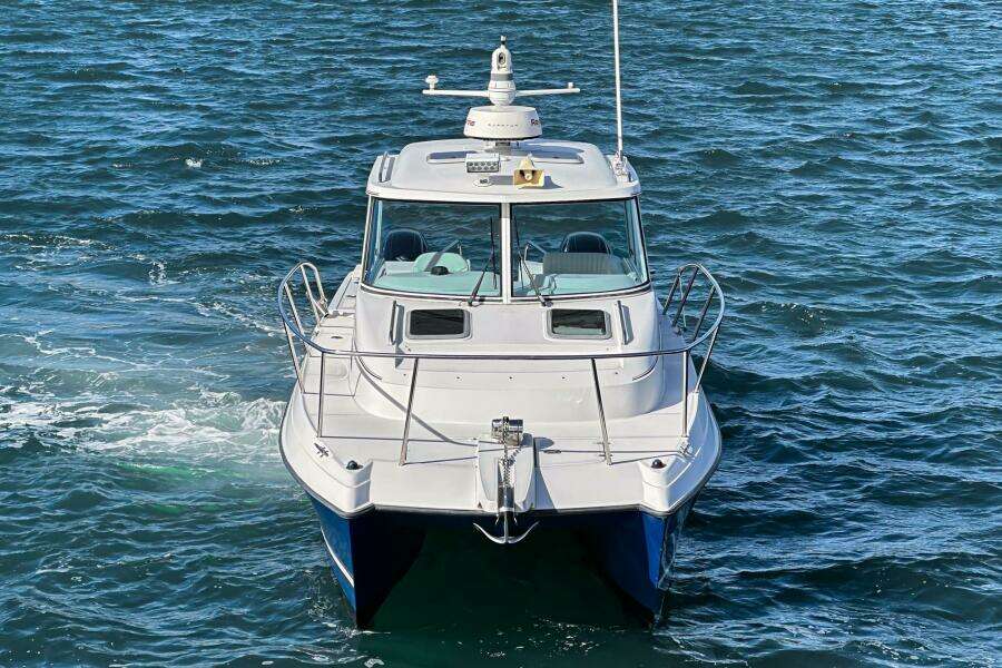 THIS CAT S FISHING 26ft Glacier Bay Yacht For Sale