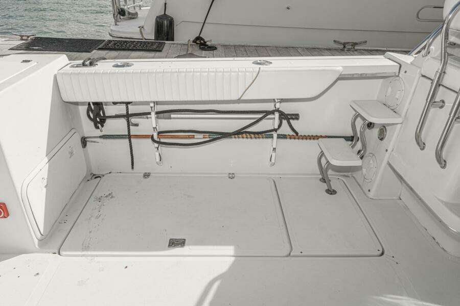 THIS CAT S FISHING 26ft Glacier Bay Yacht For Sale