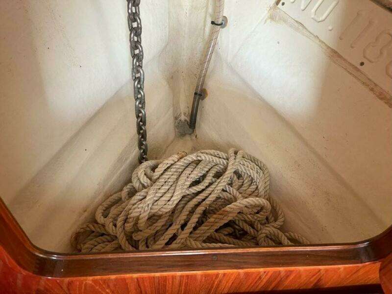 Whiskey Girl 29ft Hinckley Yacht For Sale