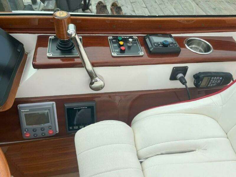 Whiskey Girl 29ft Hinckley Yacht For Sale