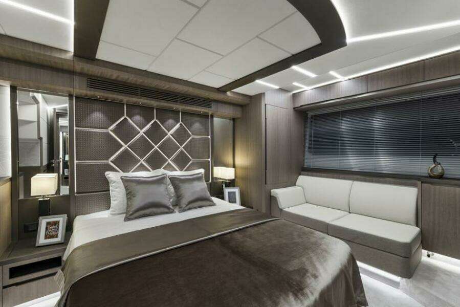 64ft Galeon Yacht For Sale