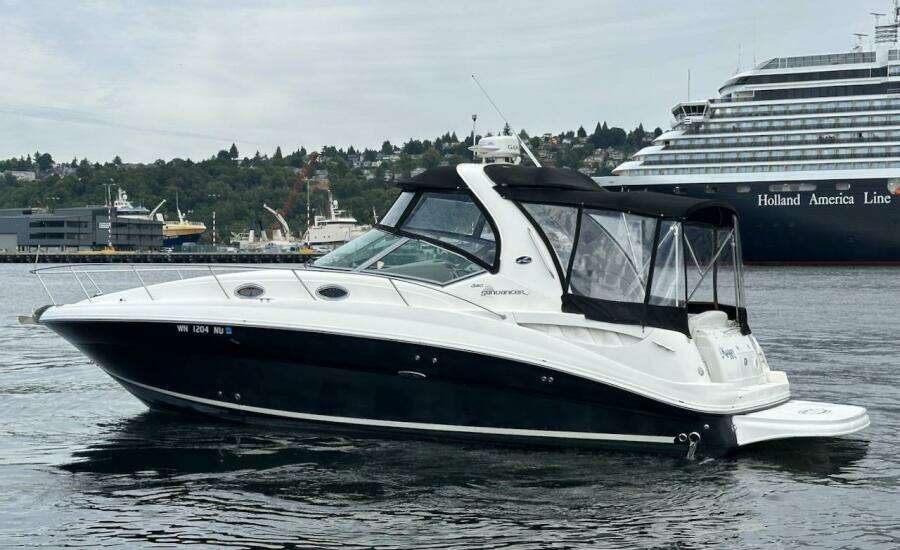 32ft Sea Ray Yacht For Sale