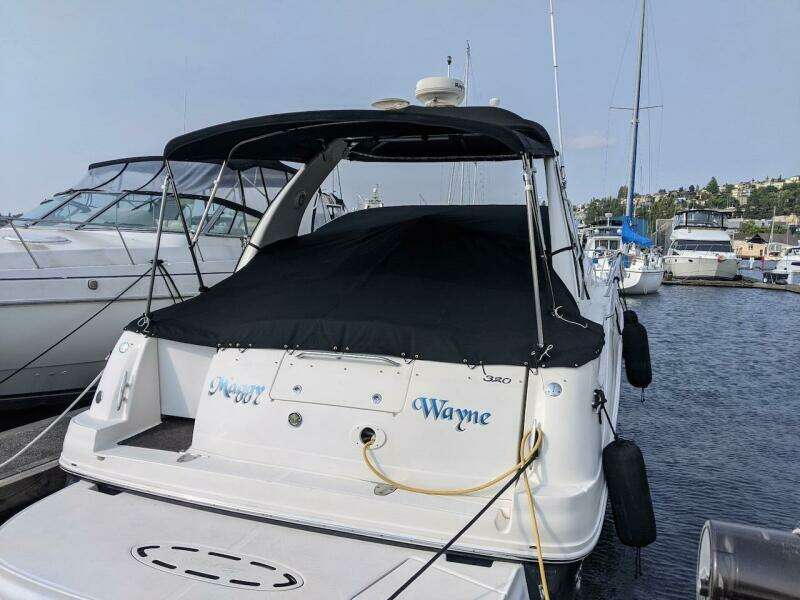 32ft Sea Ray Yacht For Sale
