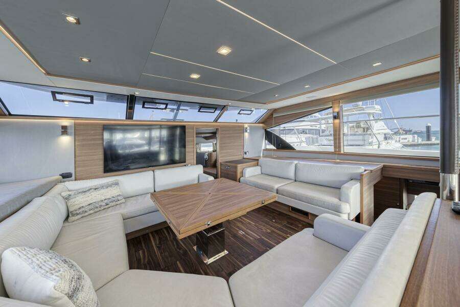 54ft Aquila Yacht For Sale