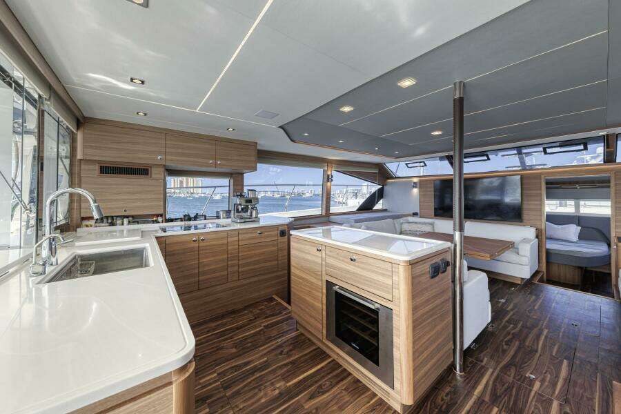 54ft Aquila Yacht For Sale