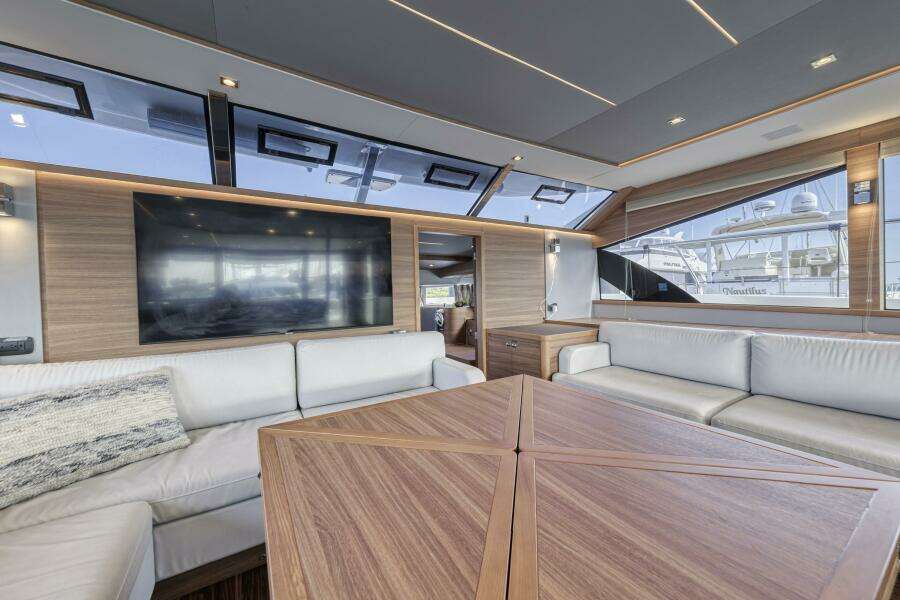 54ft Aquila Yacht For Sale