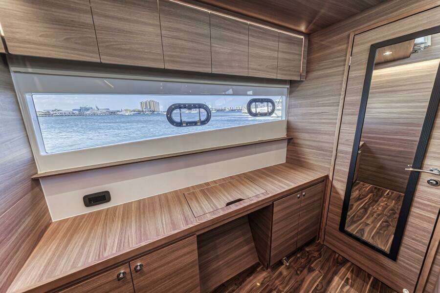 54ft Aquila Yacht For Sale