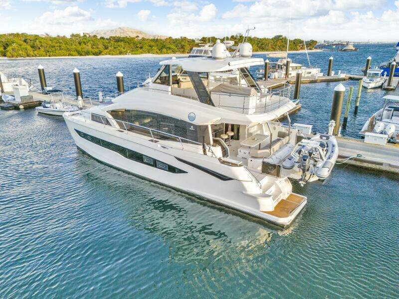 54ft Aquila Yacht For Sale
