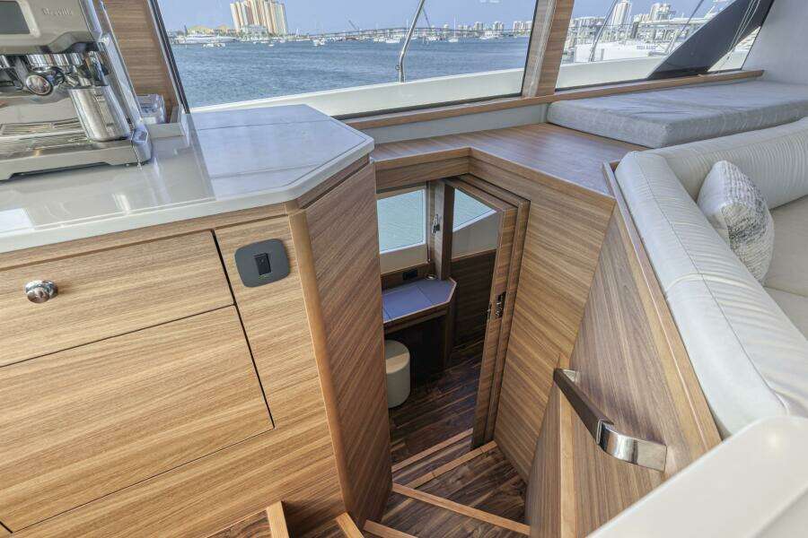 54ft Aquila Yacht For Sale