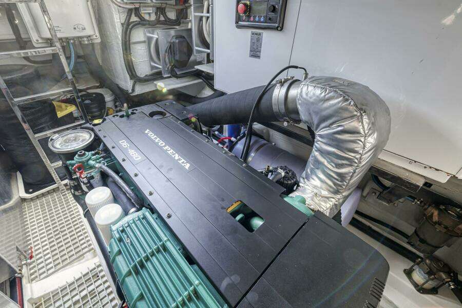 54ft Aquila Yacht For Sale