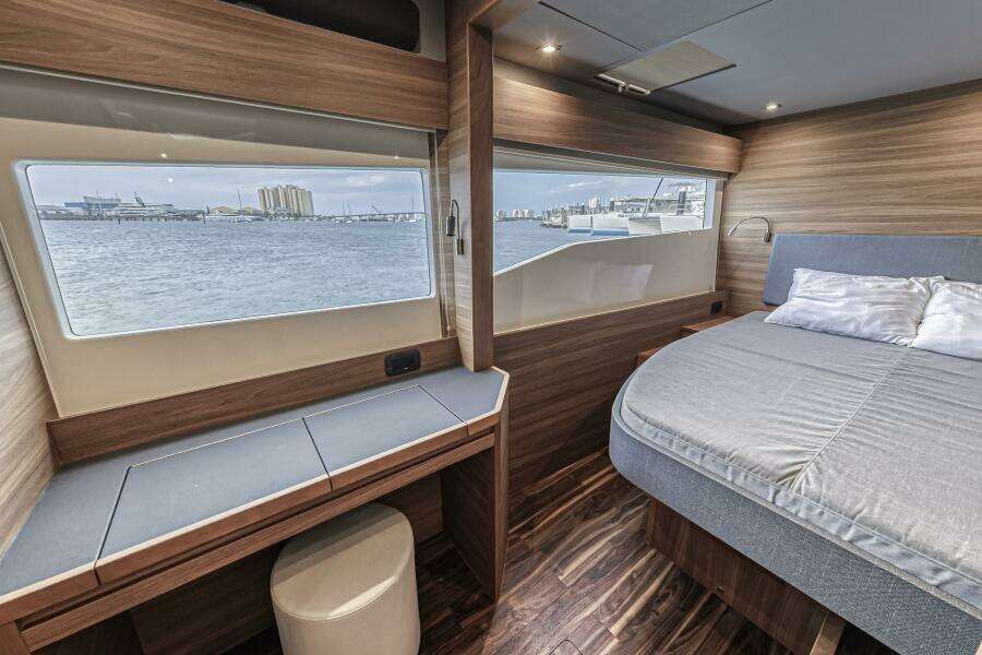 54ft Aquila Yacht For Sale