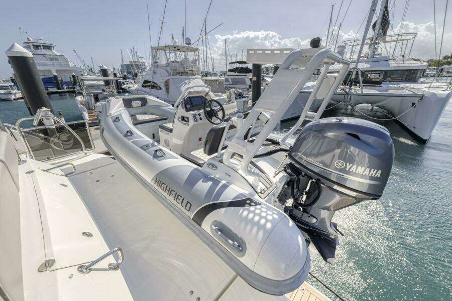 54ft Aquila Yacht For Sale