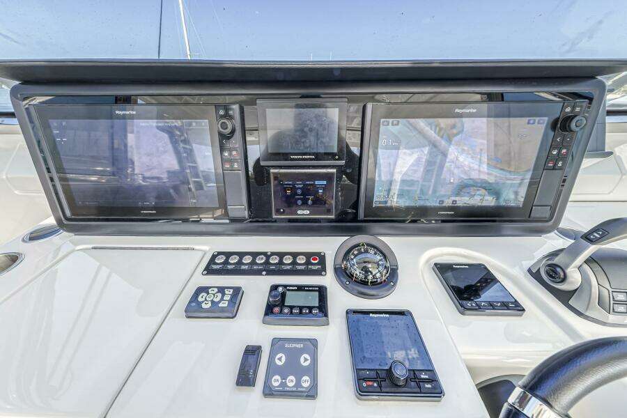 54ft Aquila Yacht For Sale