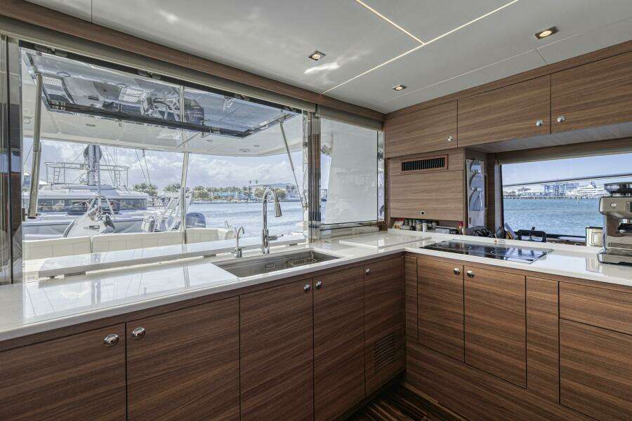 54ft Aquila Yacht For Sale