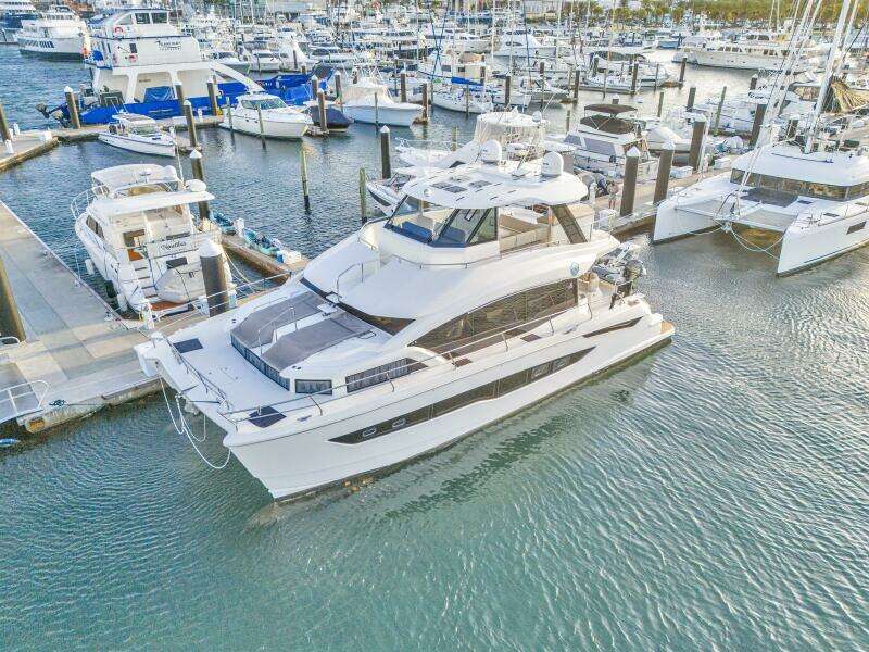 54ft Aquila Yacht For Sale