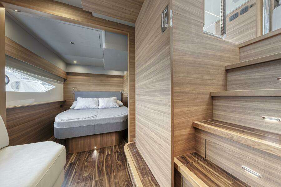 54ft Aquila Yacht For Sale