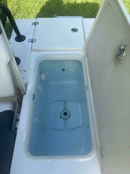 24ft Robalo Yacht For Sale