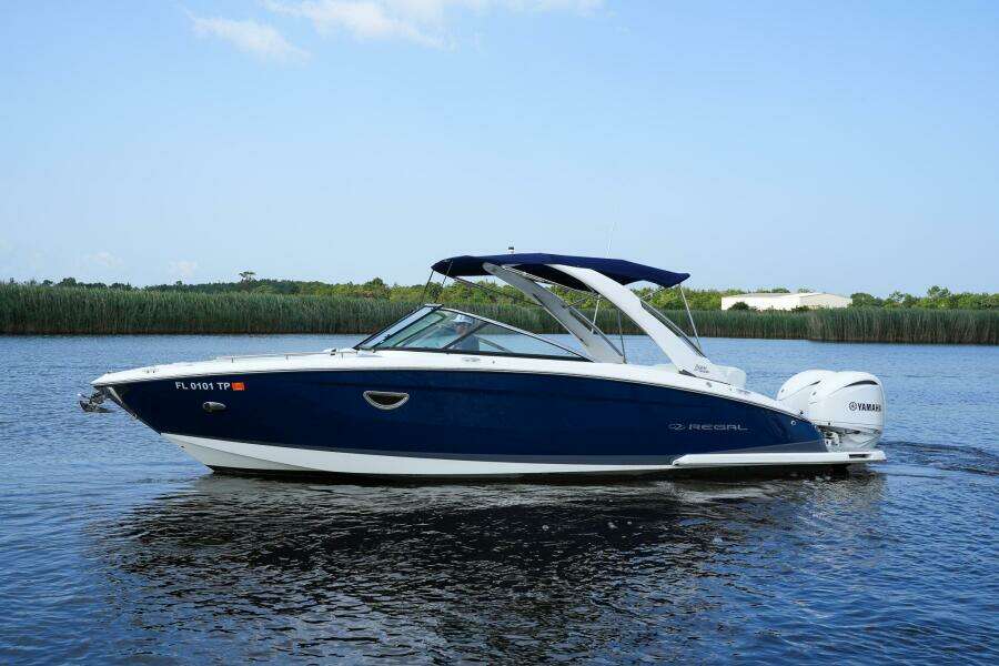 29ft Regal Yacht For Sale