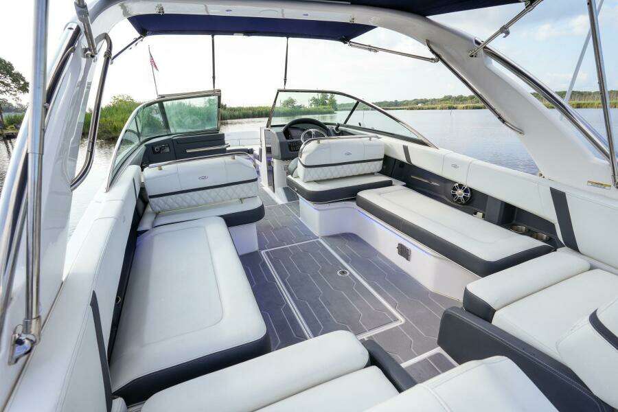 29ft Regal Yacht For Sale