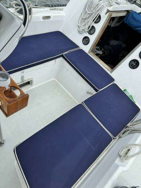 37ft C amp C Yacht For Sale