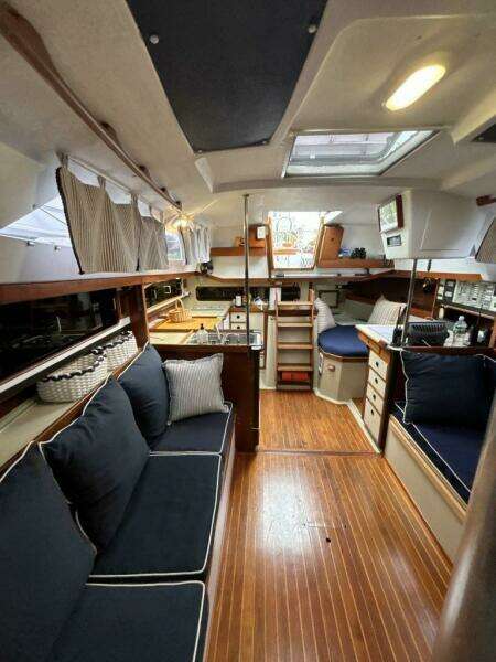 37ft C amp C Yacht For Sale