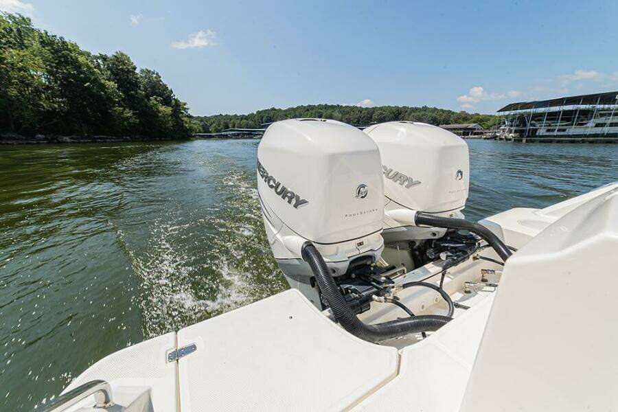 Stbd outboard engine