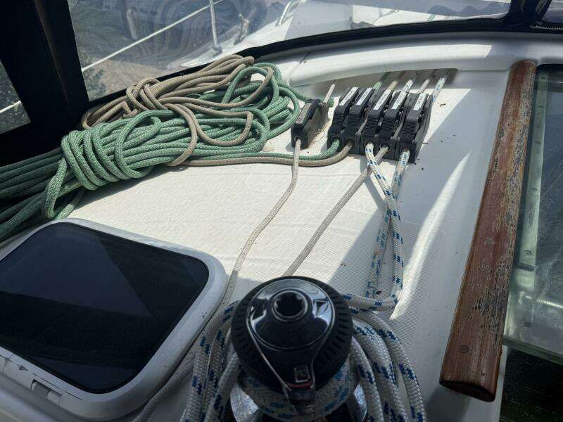 Traveler 47ft Beneteau Yacht For Sale