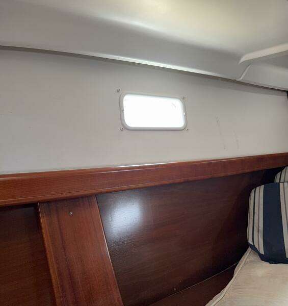 Traveler 47ft Beneteau Yacht For Sale