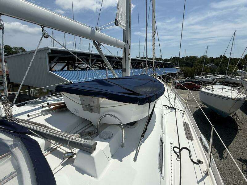 Traveler 47ft Beneteau Yacht For Sale