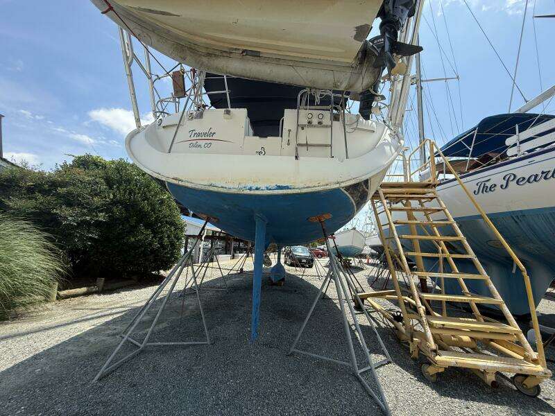 Traveler 47ft Beneteau Yacht For Sale
