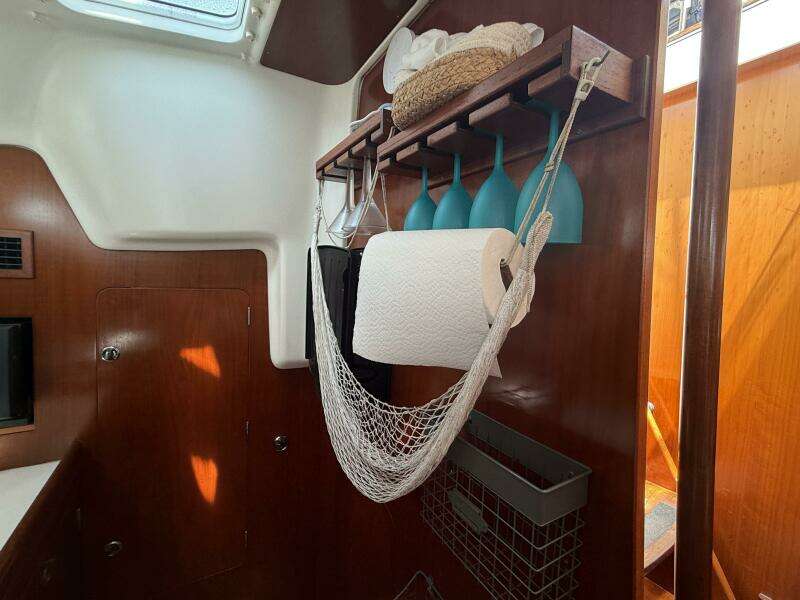 Traveler 47ft Beneteau Yacht For Sale