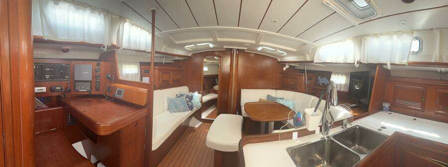 Traveler 47ft Beneteau Yacht For Sale