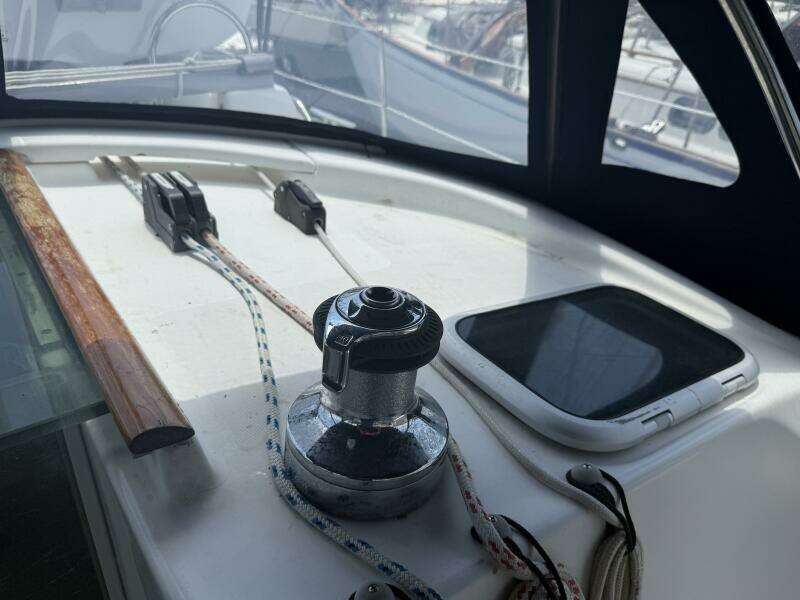 Traveler 47ft Beneteau Yacht For Sale