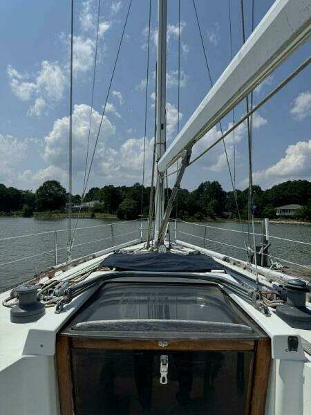 41ft C amp C Yacht For Sale