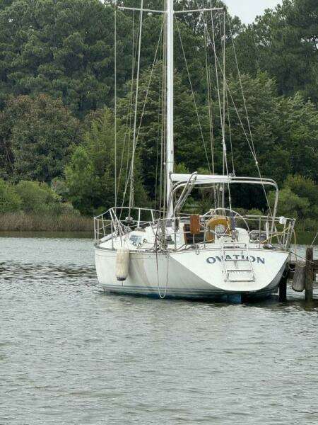41ft C amp C Yacht For Sale