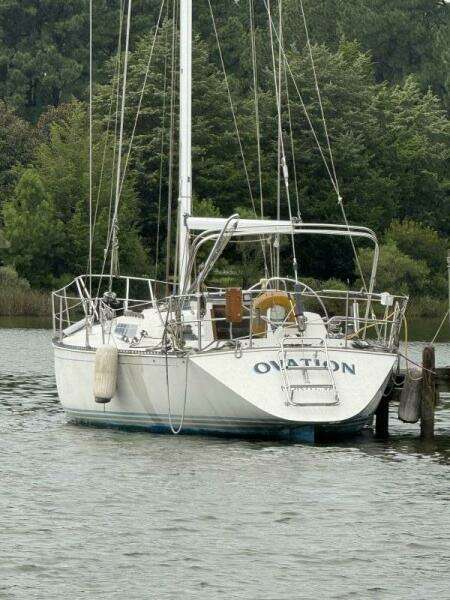 41ft C amp C Yacht For Sale