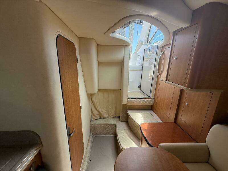 29ft Sea Ray Yacht For Sale
