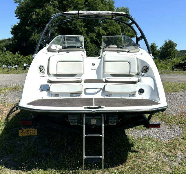 24ft Yamaha Boats Yacht For Sale