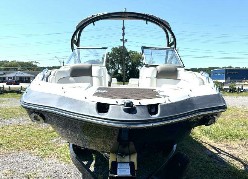 24ft Yamaha Boats Yacht For Sale