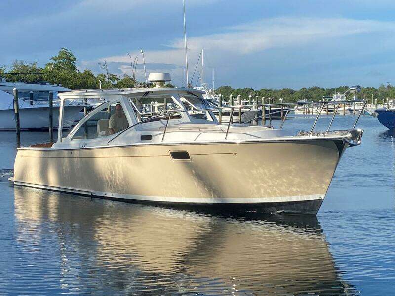 Glory 34ft MJM Yacht For Sale