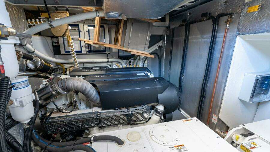 Just Joanne 58ft Absolute Yacht For Sale